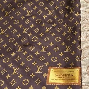 Louis Vuitton Scarf